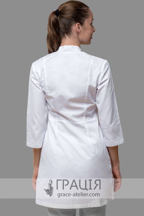 Біла медична сукня Ромашка на ґудзиках, 38